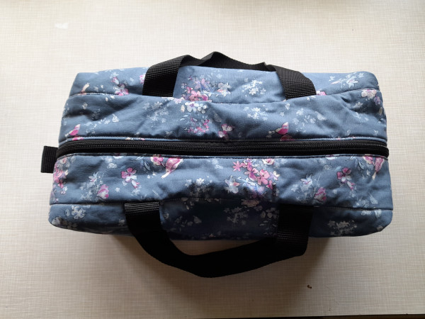 Handtasche oder Shoppingtasche