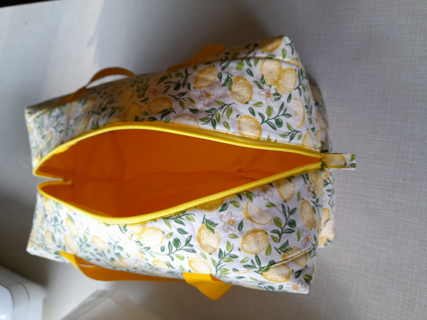 Handtasche oder Shoppingtasche